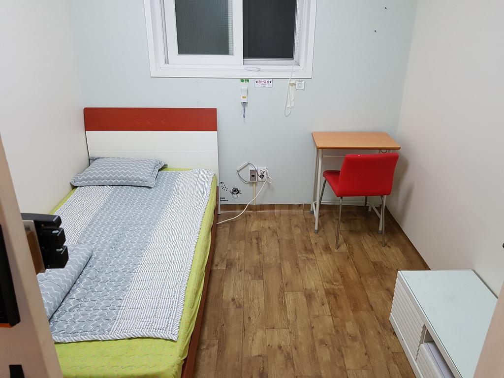 Guesthouse 710 In Haeundae Busan Exterior photo